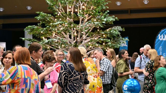 The LLL tree was a popular meeting place at ACLE7.